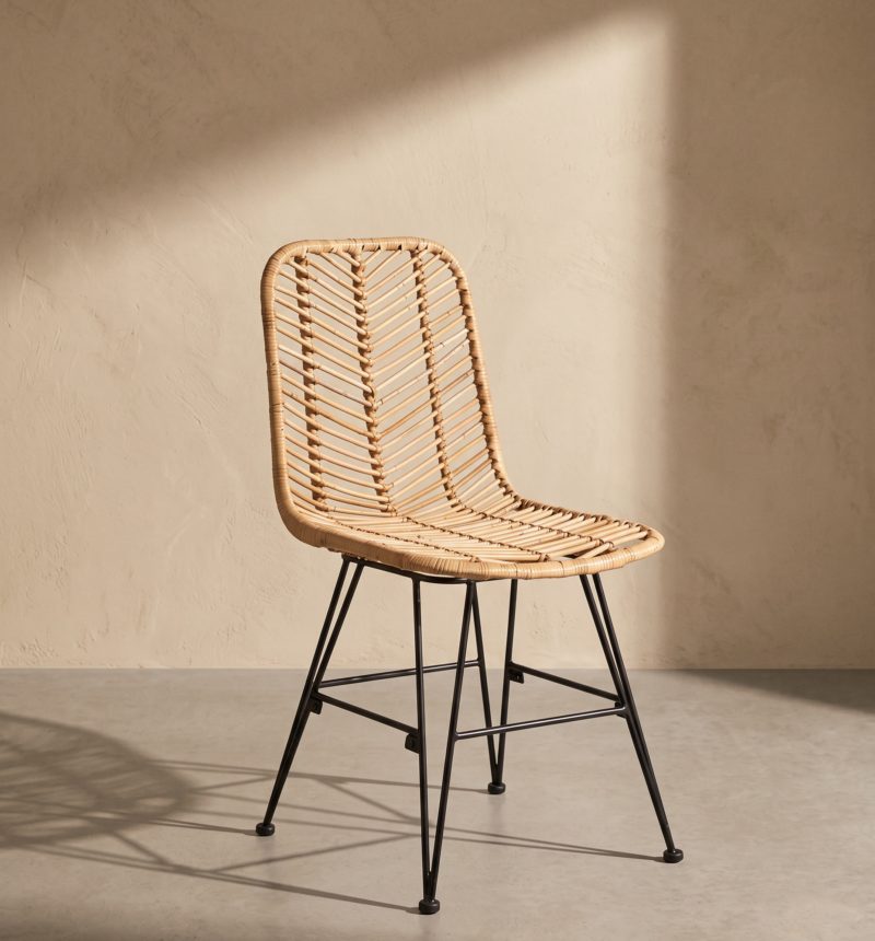 Chaise Nadia en rotin naturel et métal noir