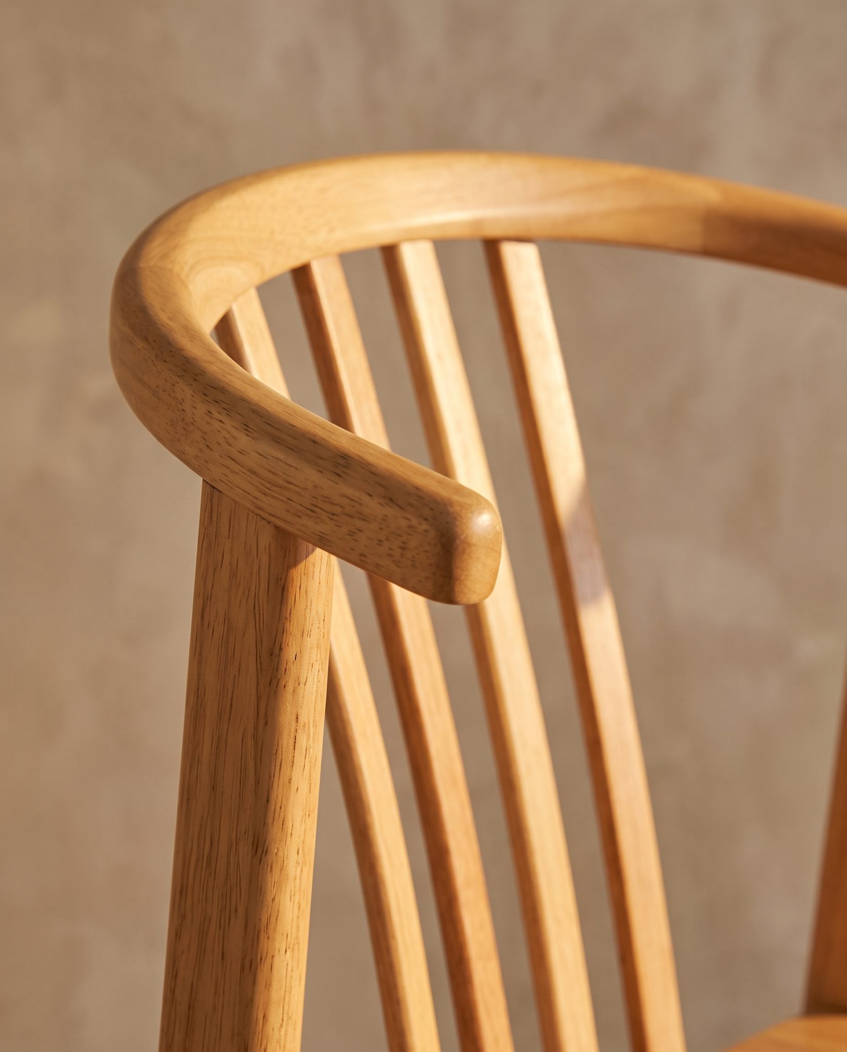Chaise Elio, bois naturel – détail