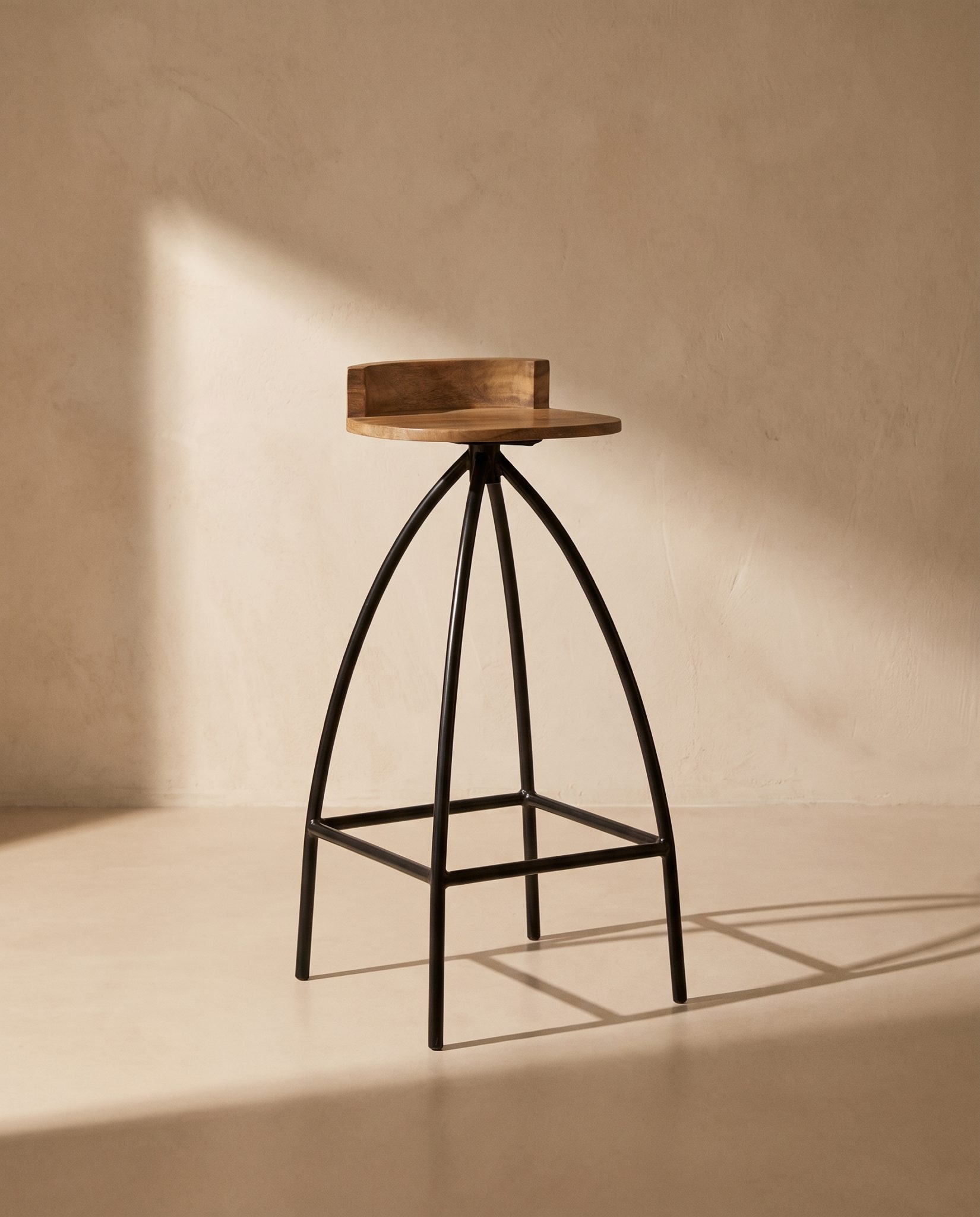 Chaise de bar Milo, manguier – vue produit